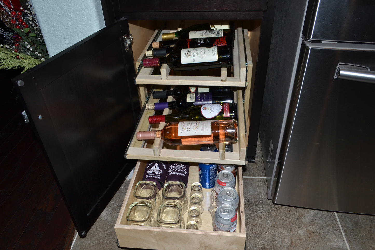 Pull-Out Wine Rack