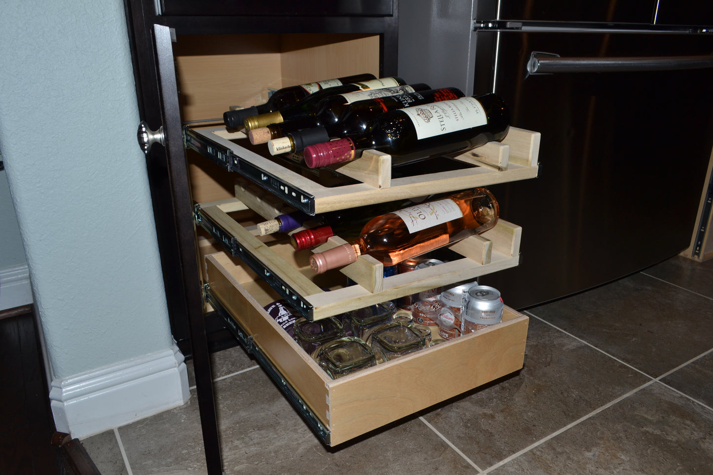 Pull-Out Wine Rack